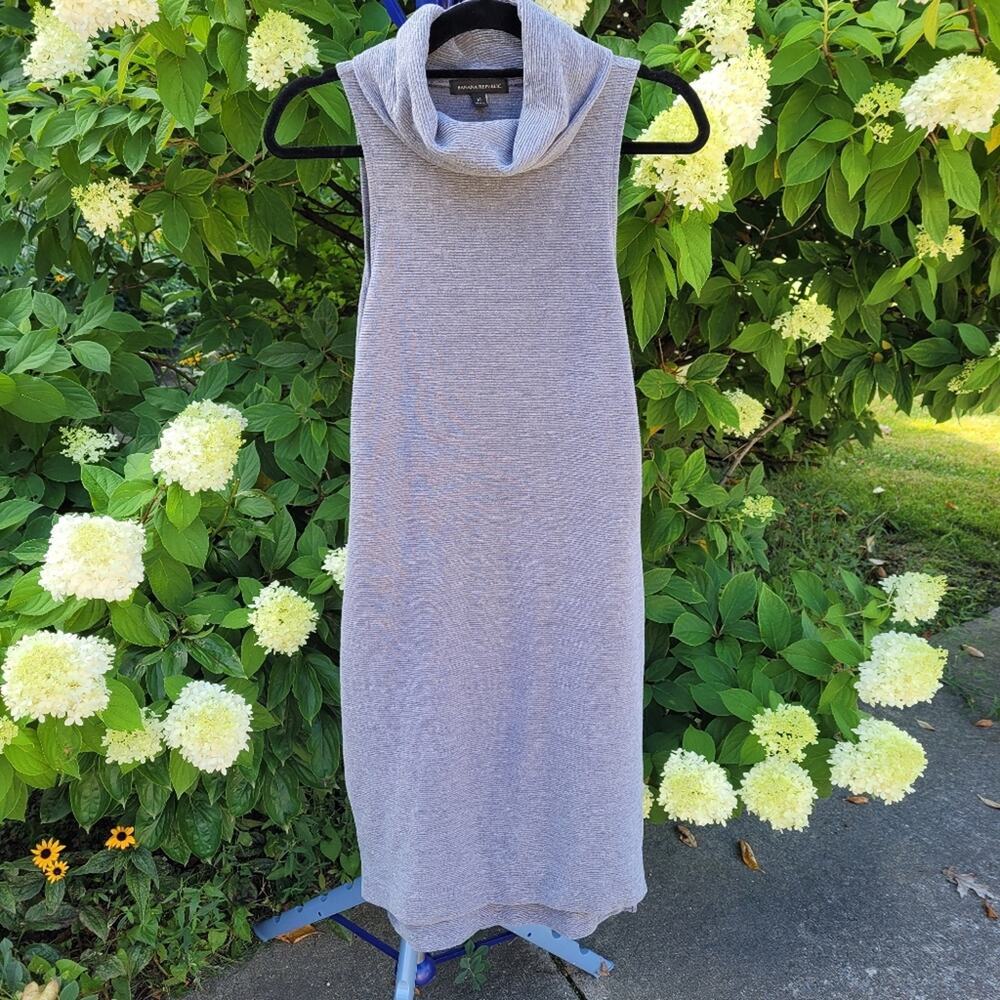 Banana Republic Gray Cowl Neck Sleeveless Knit Dress size Medium